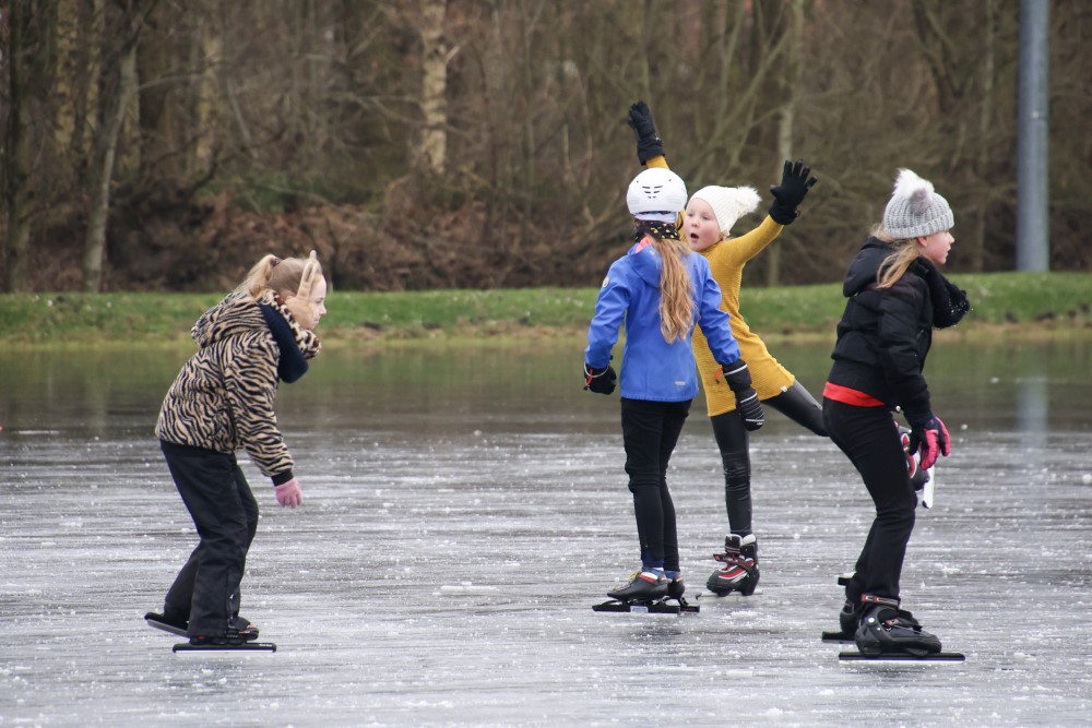 240111 SintNyk ijsbaan schaatsplezier c YvonneBijma 17  1000